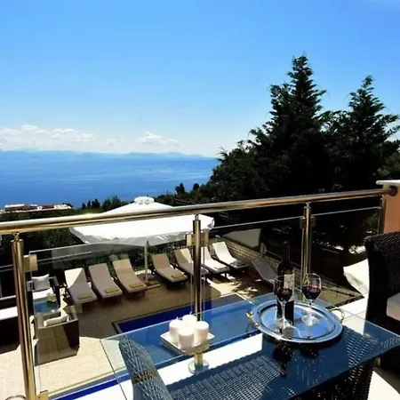Beata Perama (Corfu)